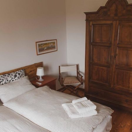 Bed And Breakfast Humus Sapiens Castiglione Chiavarese Exterior foto